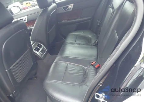 2015 Jaguar Xf 2.0T Premium z USA, uszkodzony, nr VIN SAJWA0FS6FPU86489